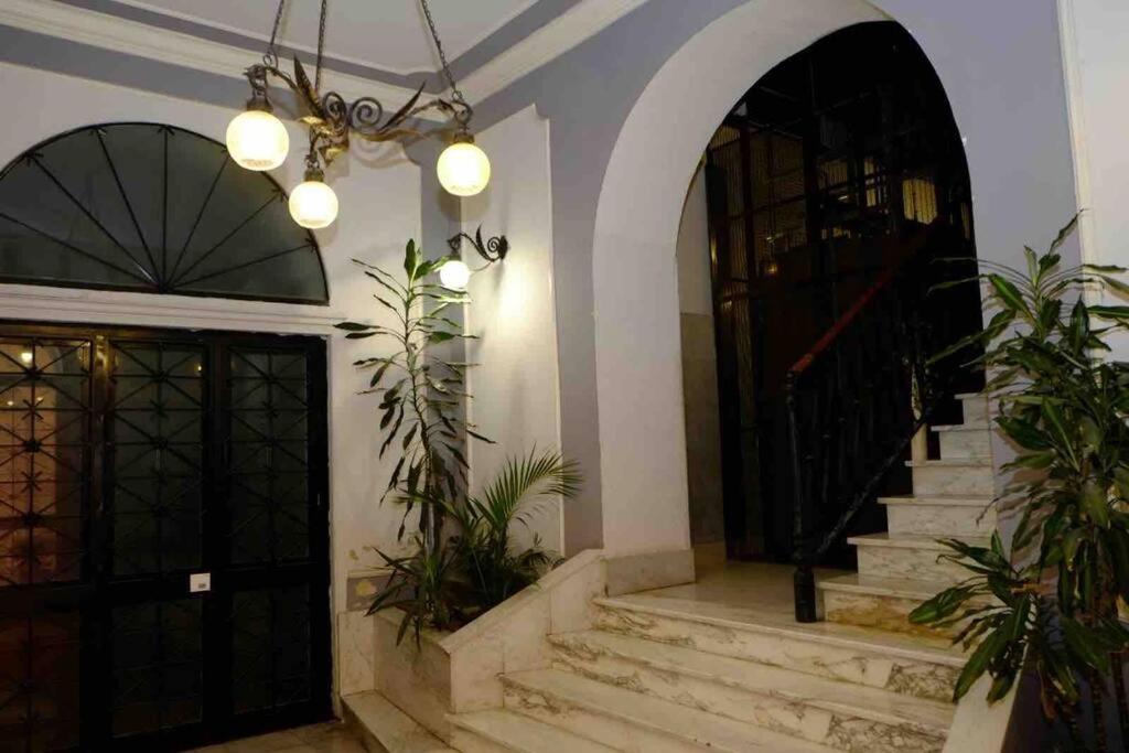 Beautiful Apartment Next To Piazza Di Spagna Rome Luaran gambar